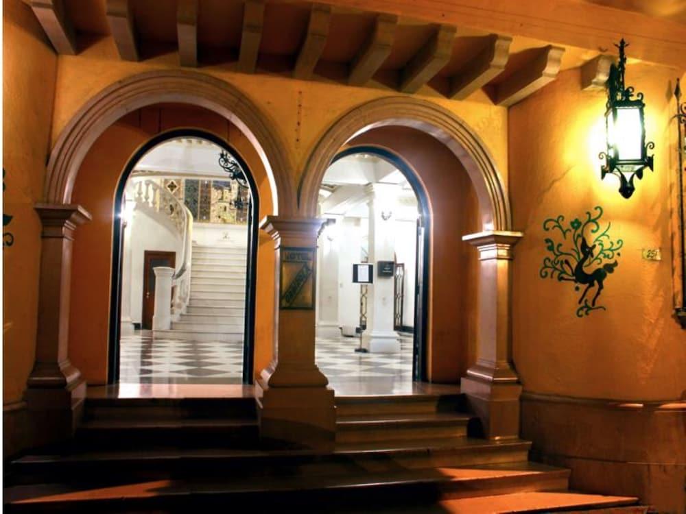 Hotel Urdinola سالتيو المظهر الخارجي الصورة